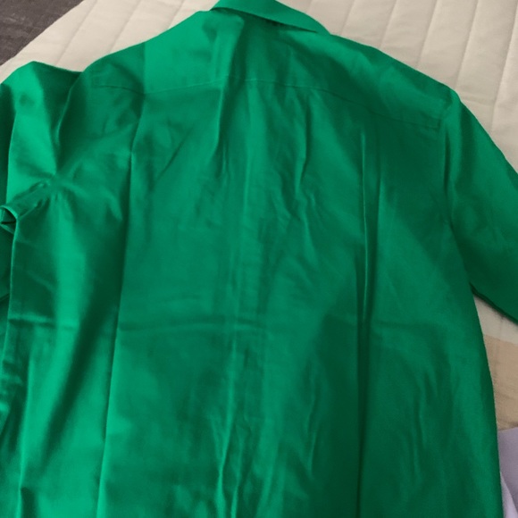 (Bundles) 3 men’s shirts buttons down - Picture 16 of 16